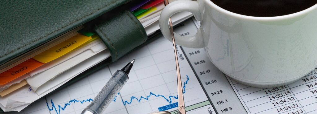 Como organizar as finanças ganhando pouco